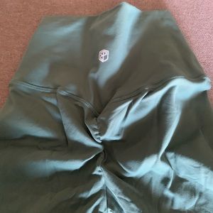 Born Primitive Scrunch Butt Legging